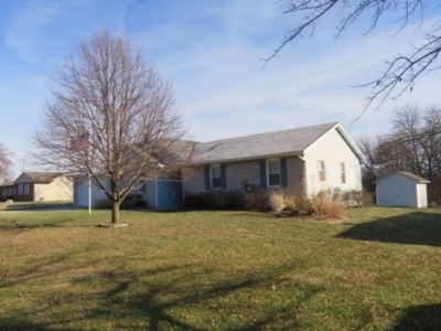 Online (Absolute) Auction - 610 S. Ivy Ln., Centralia, MO featured photo 4