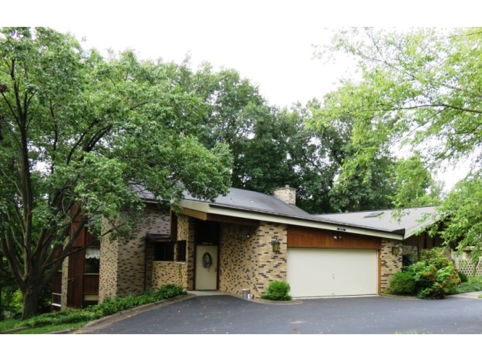 Live Real Estate Auction - 200 W. Ridgeley Rd., Columbia, MO featured photo 1